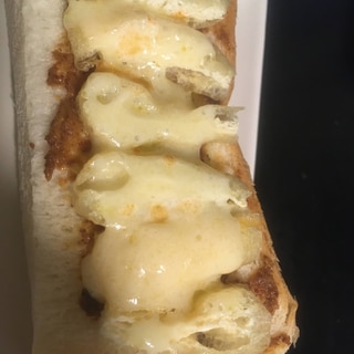 油揚げとチーズのトースト
